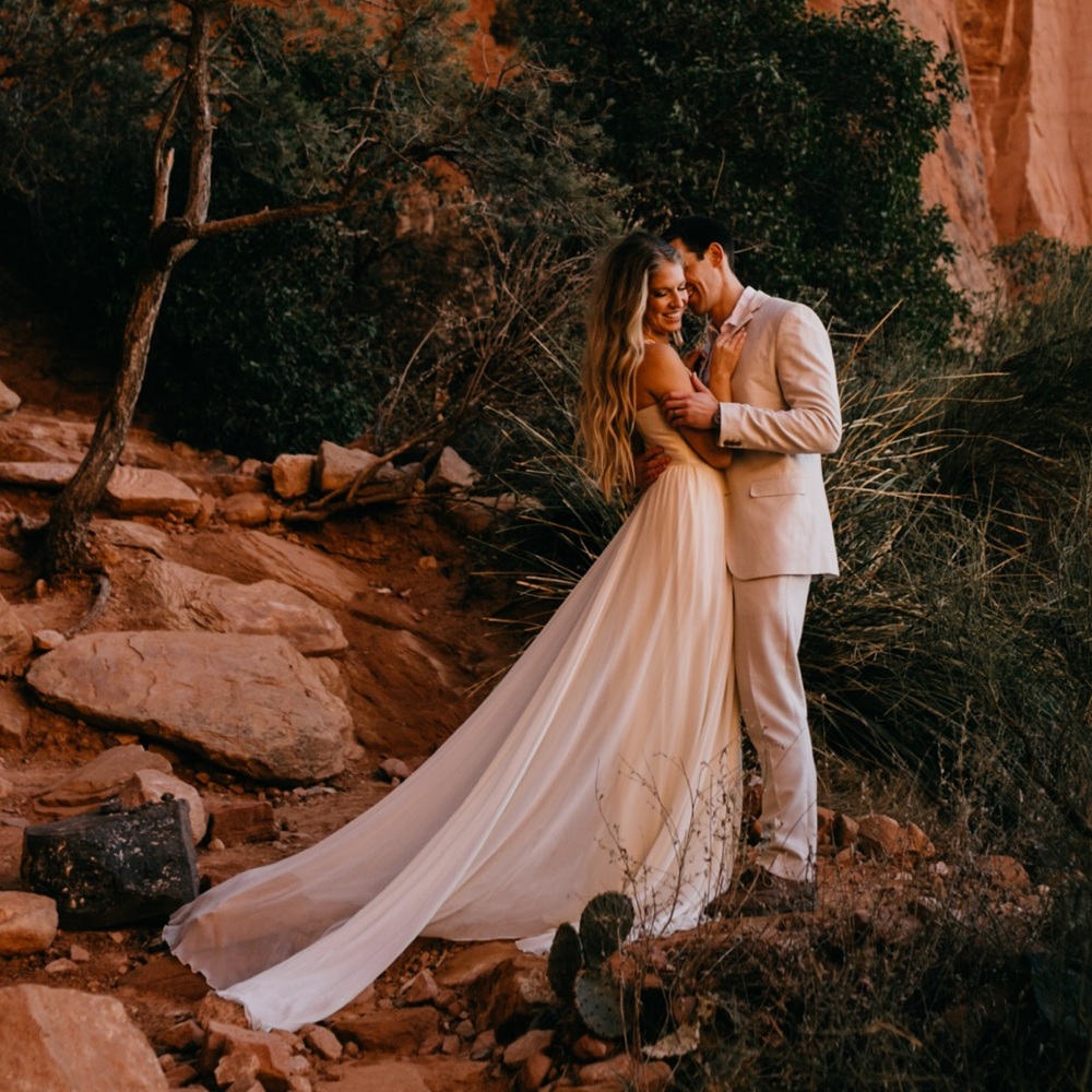 Leanne Marshall McKenna Wedding Dress - Picture 9 of 13